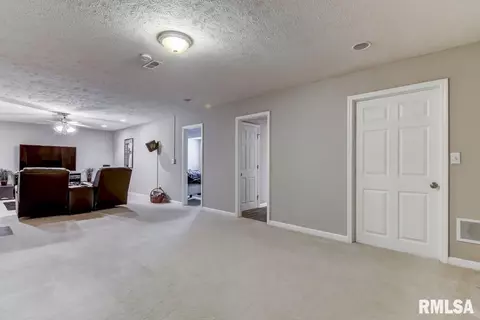 2904 Tanner Rd, Springfield, IL 62702 photo 22