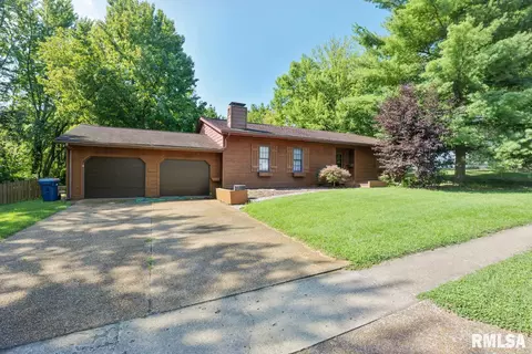 2120 Shabbona Dr, Springfield, IL 62702 photo 30