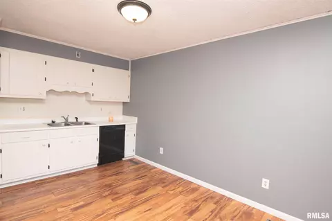 2901 Sandgate Rd, Springfield, IL 62702 photo 13