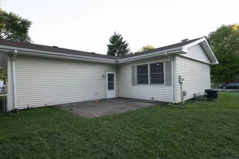 2901 Sandgate Rd, Springfield, IL 62702 photo 3