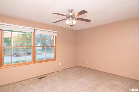 2901 Sandgate Rd, Springfield, IL 62702 photo 6