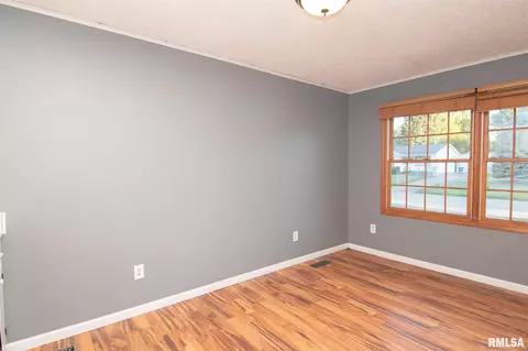 2901 Sandgate Rd, Springfield, IL 62702 photo 11