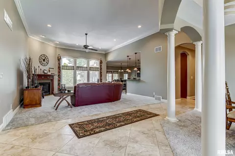 2613 Killarney Rd, Springfield, IL 62711 photo 9