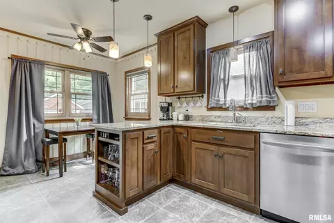 1608 S Park Ave, Springfield, IL 62704 photo 9
