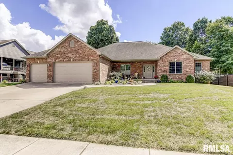 4230 Creek Dr, Springfield, IL 62711 photo 1