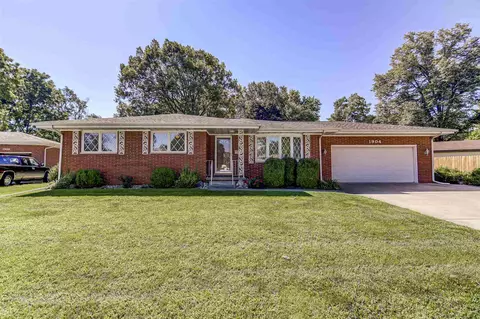 1904 N 24th St, Springfield, IL 62702 photo 2
