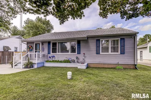 1931 E Hood St, Springfield, IL 62703 photo 3