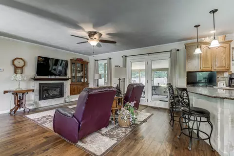 18 Wind Cave Dr, Springfield, IL 62712 photo 3