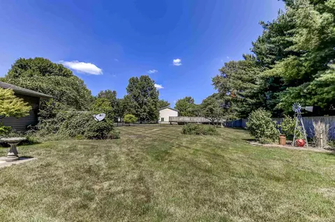 18 Wind Cave Dr, Springfield, IL 62712 photo 34