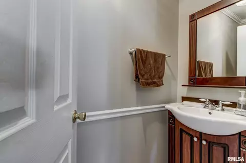 18 Wind Cave Dr, Springfield, IL 62712 photo 27