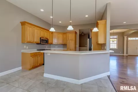 6616 Phlox Dr, Springfield, IL 62712 photo 8