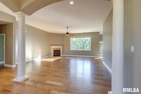 6616 Phlox Dr, Springfield, IL 62712 photo 3