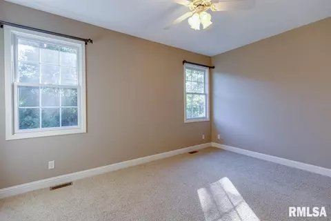 6616 Phlox Dr, Springfield, IL 62712 photo 13