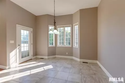 6616 Phlox Dr, Springfield, IL 62712 photo 10