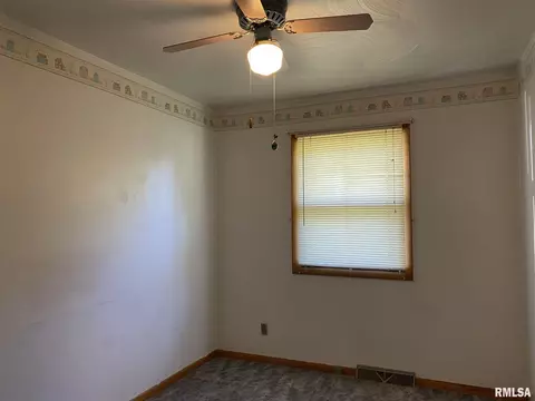 2317 Dunwich Dr, Springfield, IL 62702 photo 18