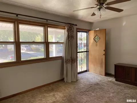 2317 Dunwich Dr, Springfield, IL 62702 photo 7