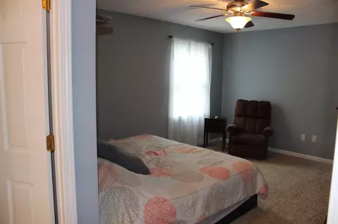 4517 Venetian Dr, Springfield, IL 62703 photo 17
