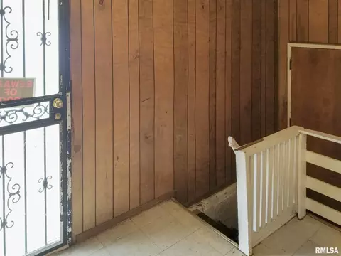 1707 E Moffat Ave, Springfield, IL 62702 photo 4