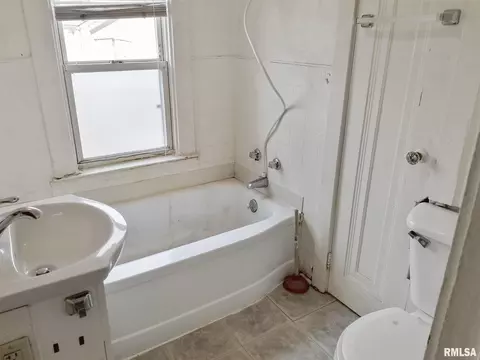 1707 E Moffat Ave, Springfield, IL 62702 photo 7