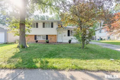 520 Witherspoon Dr, Springfield, IL 62704 photo 1