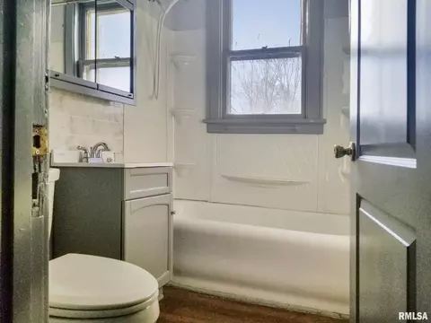 1113 N 10th St, Springfield, IL 62702 photo 9