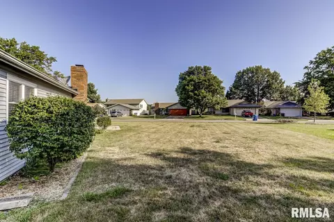 2 Hollybrook Dr, Springfield, IL 62702 photo 31