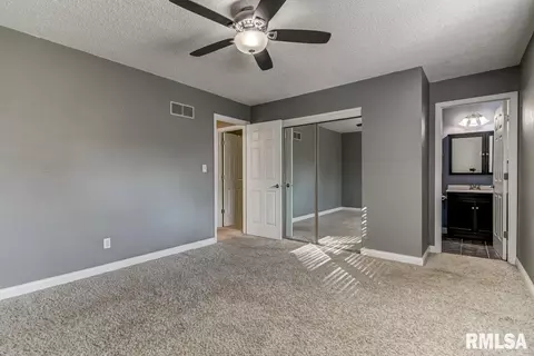 2 Hollybrook Dr, Springfield, IL 62702 photo 22