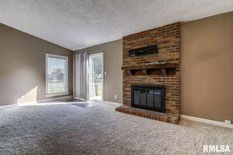 2 Hollybrook Dr, Springfield, IL 62702 photo 16