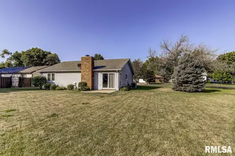 2 Hollybrook Dr, Springfield, IL 62702 photo 34