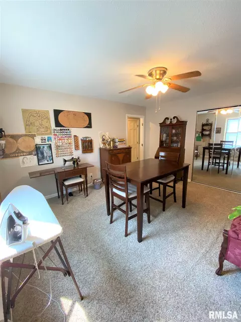 2320 Austin Dr, Springfield, IL 62704 photo 14