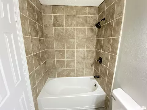 2081 Stonehenge Rd, Springfield, IL 62702 photo 12
