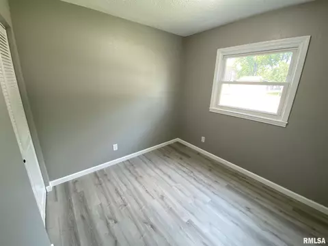 2081 Stonehenge Rd, Springfield, IL 62702 photo 13