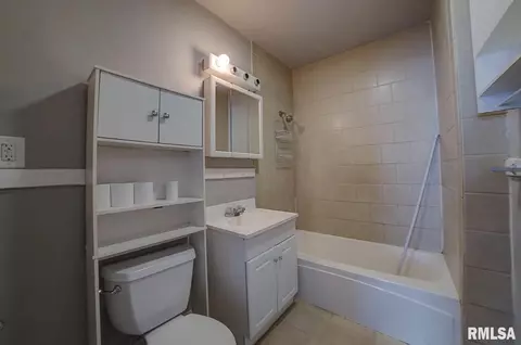 2340 Yale Blvd, Springfield, IL 62703 photo 22