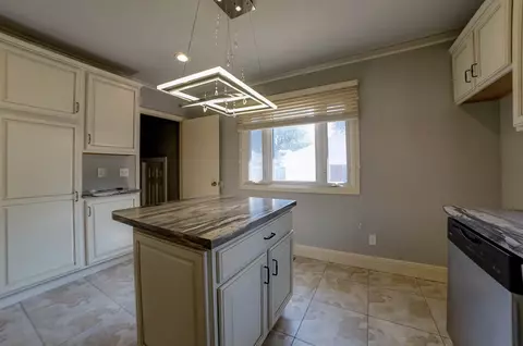 2340 Yale Blvd, Springfield, IL 62703 photo 16