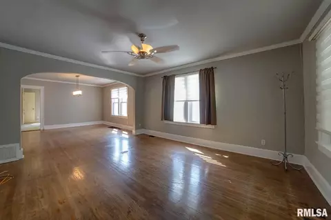 2340 Yale Blvd, Springfield, IL 62703 photo 9