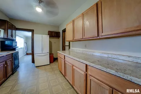 807 Hettick Rd, Hettick, IL 62649 photo 11