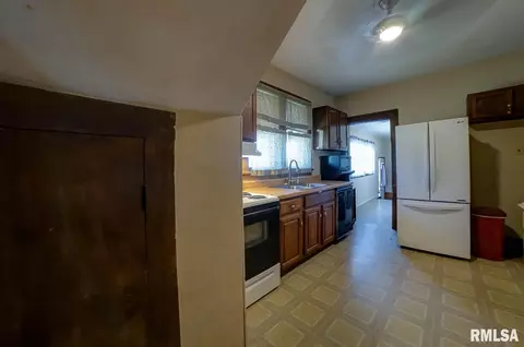807 Hettick Rd, Hettick, IL 62649 photo 12