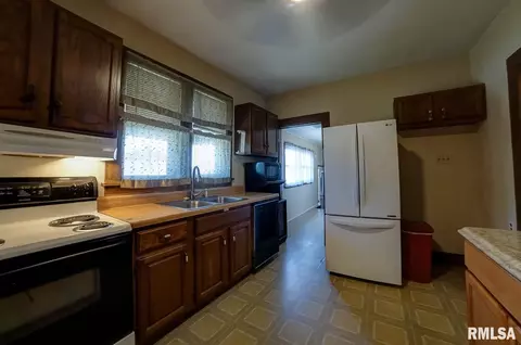 807 Hettick Rd, Hettick, IL 62649 photo 13