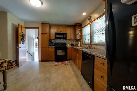 2128 N 23rd St, Springfield, IL 62702 photo 9