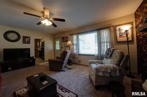 2128 N 23rd St, Springfield, IL 62702 photo 5