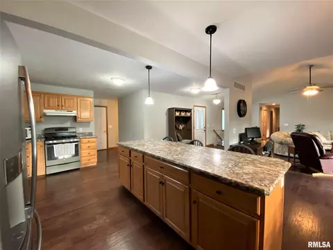 3721 Windshire Dr, Springfield, IL 62704 photo 10