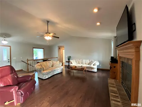 3721 Windshire Dr, Springfield, IL 62704 photo 16