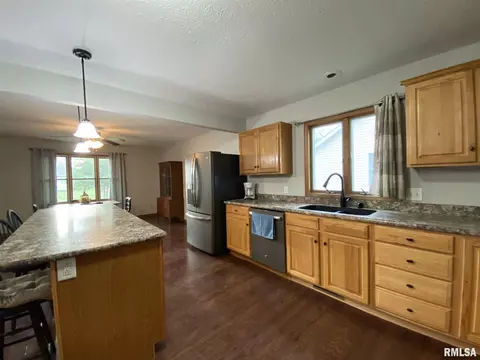 3721 Windshire Dr, Springfield, IL 62704 photo 7