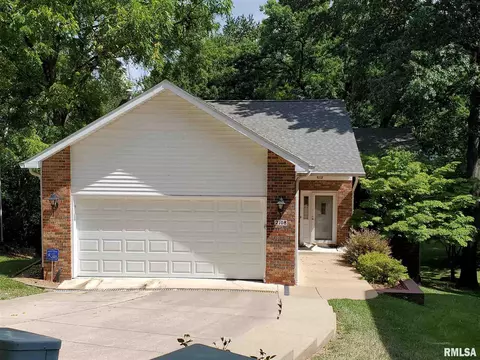 2108 Timbercrest Dr, Springfield, IL 62702 photo 2