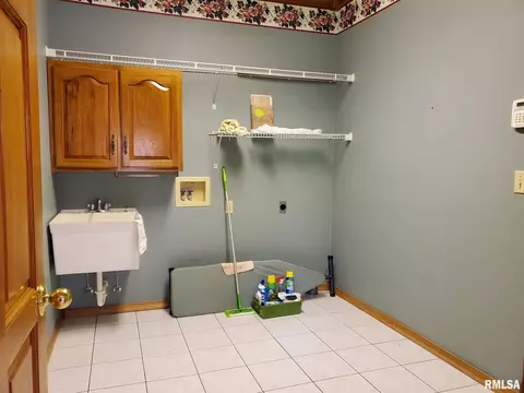 2108 Timbercrest Dr, Springfield, IL 62702 photo 7