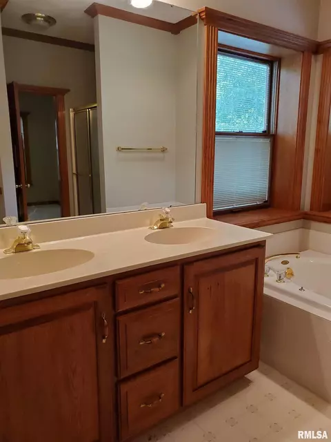 2108 Timbercrest Dr, Springfield, IL 62702 photo 20