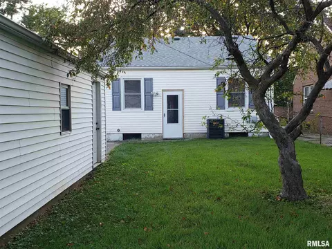 2112 N 7th St, Springfield, IL 62702 photo 11