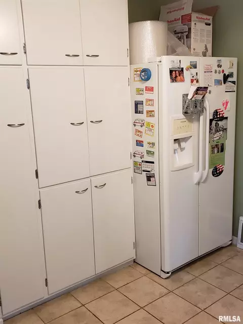 2112 N 7th St, Springfield, IL 62702 photo 5