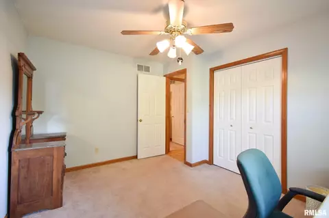 1223 Christopher Ln, Springfield, IL 62712 photo 12