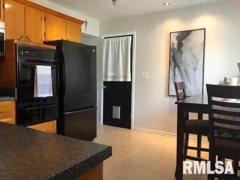 2121 Sangamon Ave, Springfield, IL 62702 photo 11